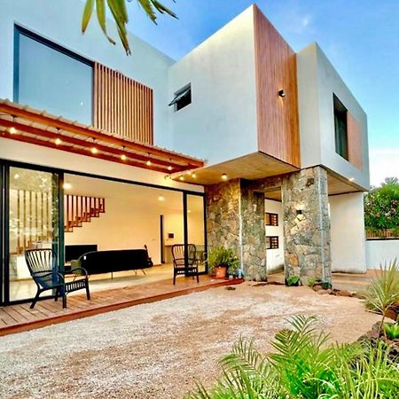 Into The Sun - Modern Holiday Home Albion Exterior foto
